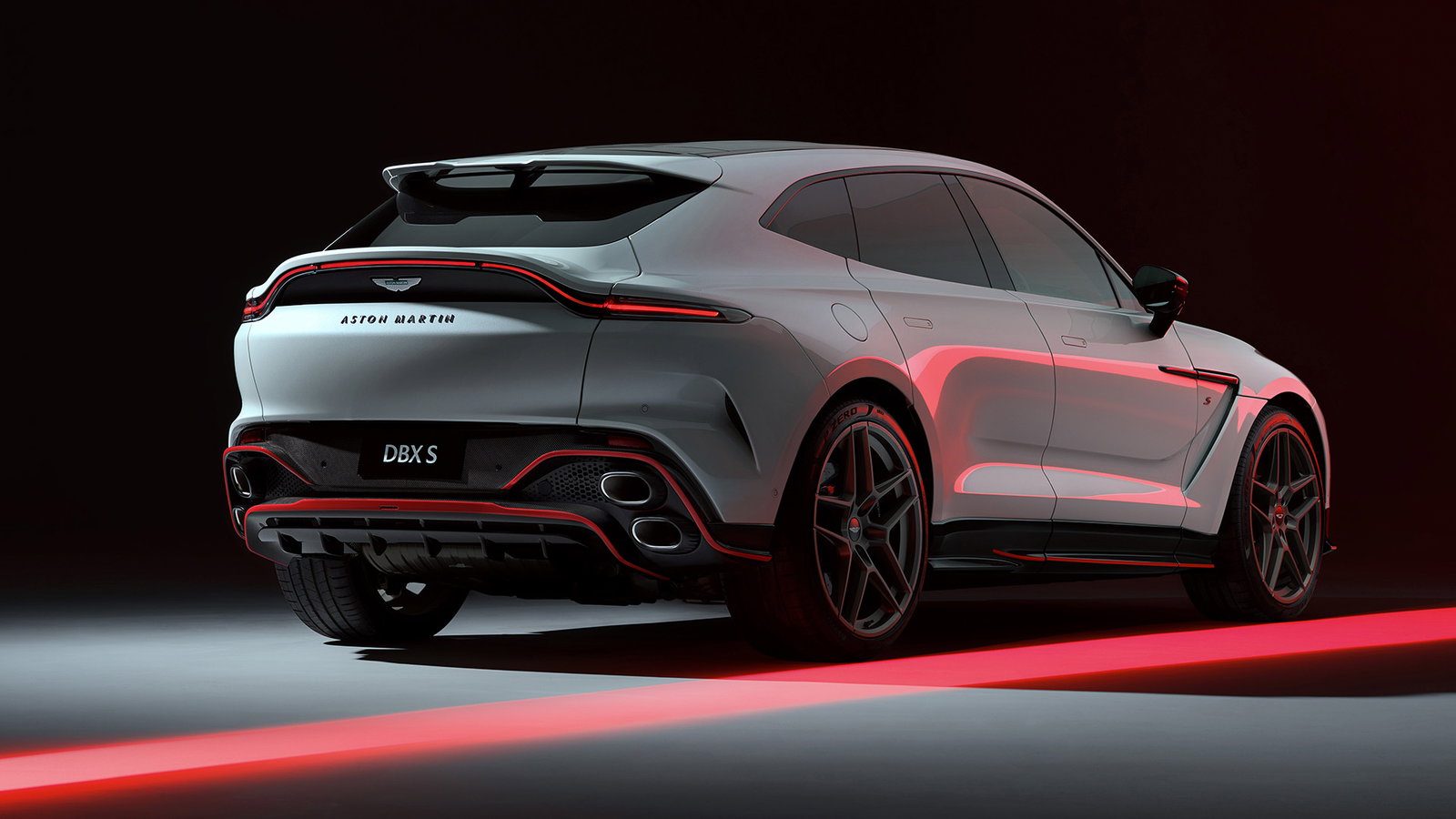 Aston Martin DBX S, rear